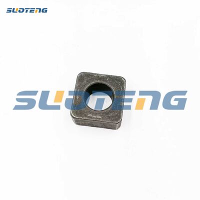 1662287 Espaciador de perno para guía de oruga para motor D6R